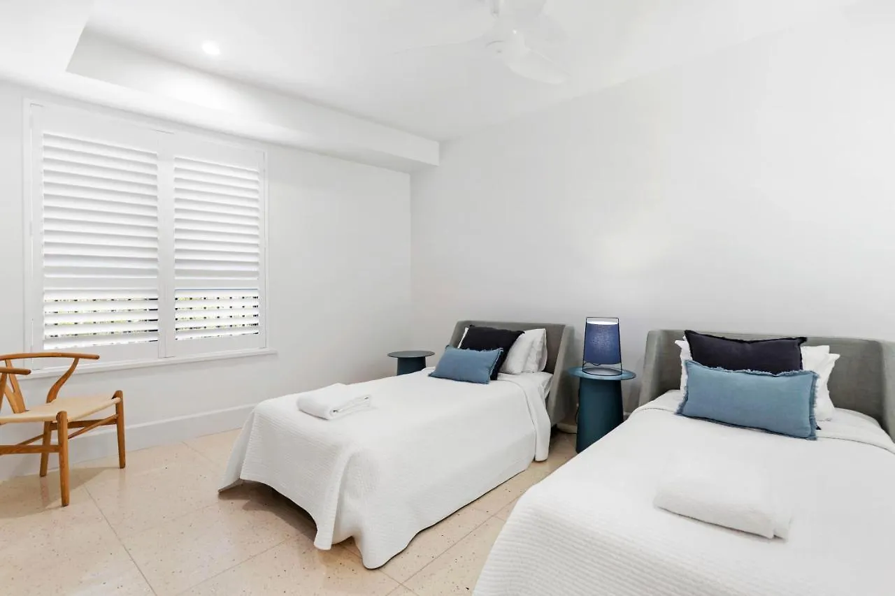 Noosa Court Apartment 03 ヌーサヘッズ